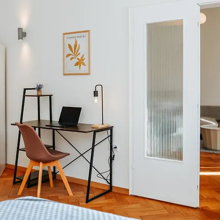 Namastay! Altbau-charme Und Komfort Im Zentrum - 3br *