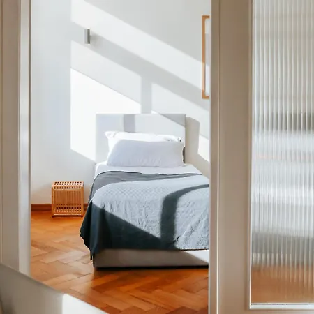 Lejlighed Namastay! Altbau-charme Und Komfort Im Zentrum - 3br